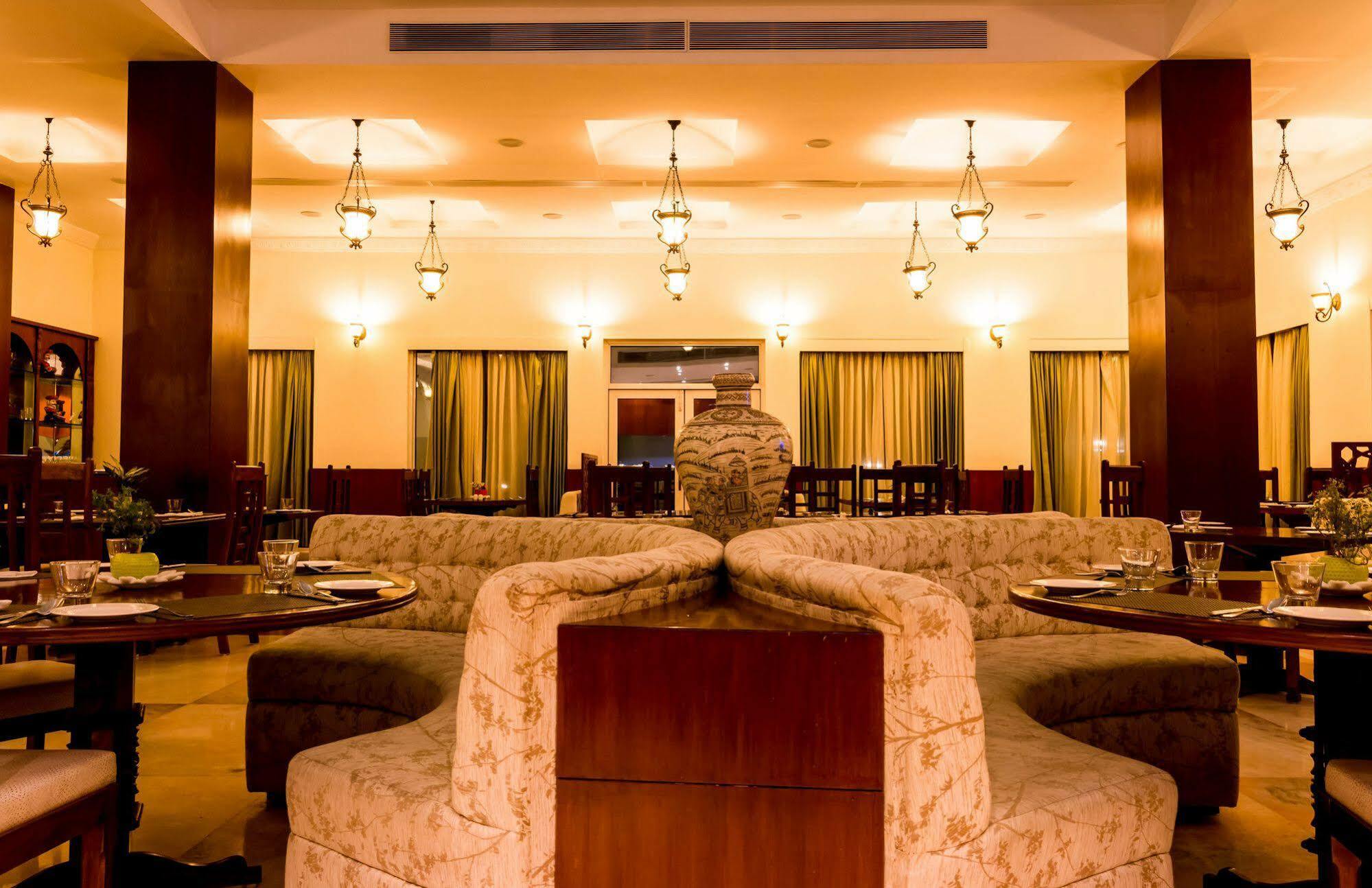 Pratap Mahal Pushkar Ihcl Seleqtion Hotell Eksteriør bilde