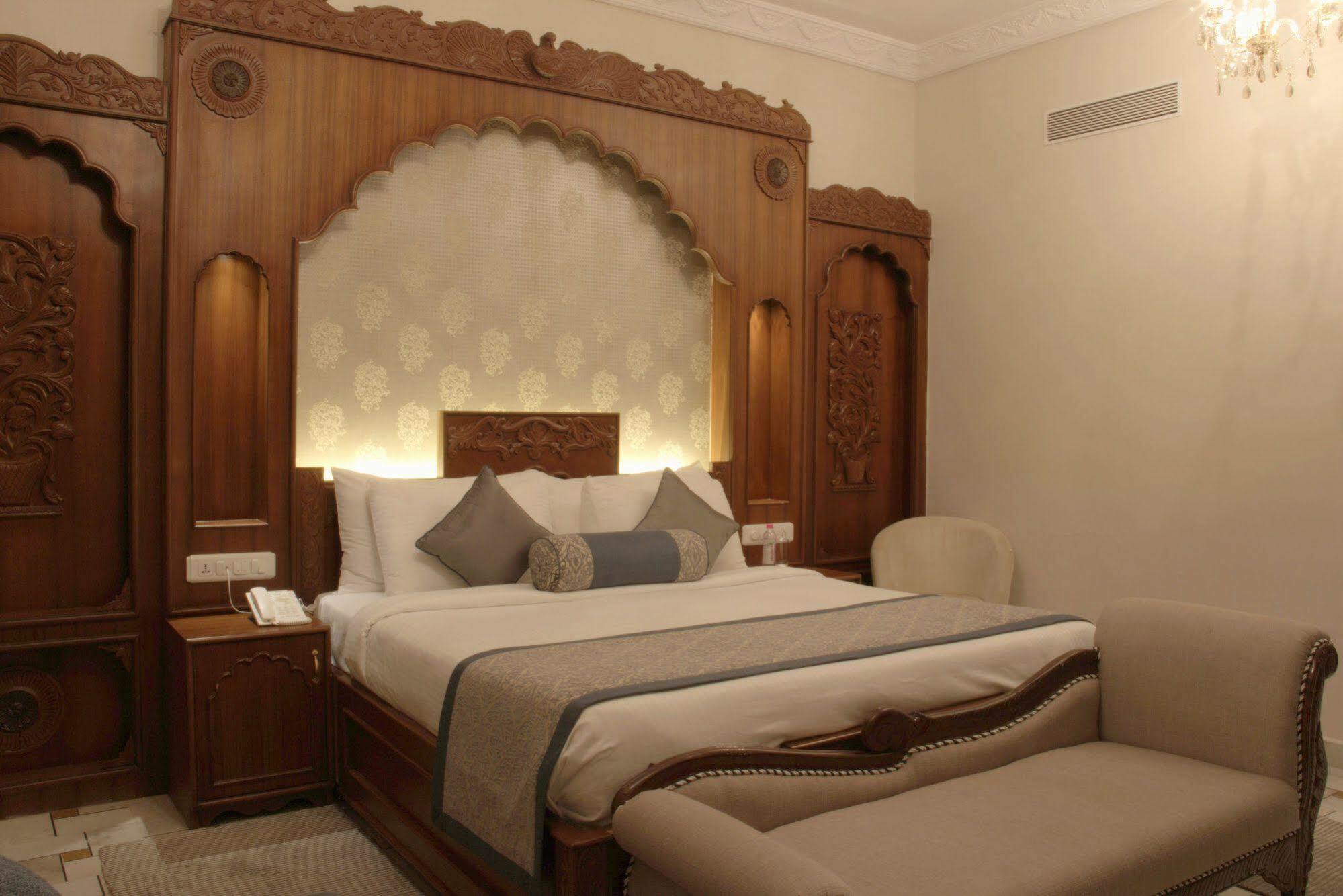 Pratap Mahal Pushkar Ihcl Seleqtion Hotell Eksteriør bilde